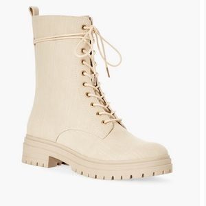 Enyo Lace-Up Ankle Boot